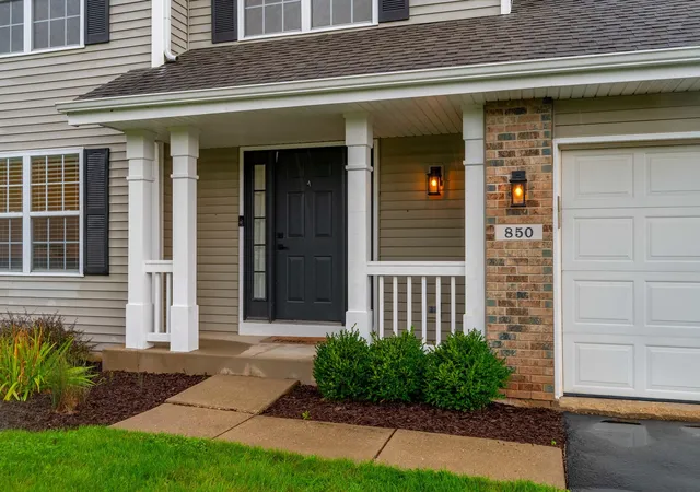 Photo 3 of Sale Pending at 850 Fieldcrest Dr, Byron, IL 61010 | MLS# 12763659 | Listing updated on 2026-09-27