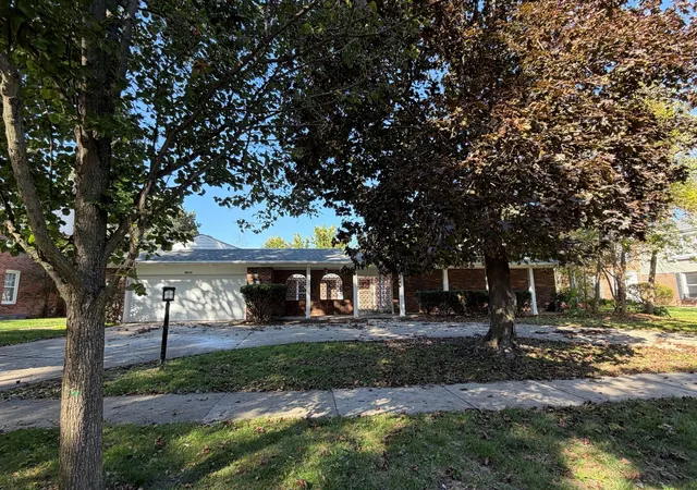 Photo 2 of Single family home for sale at 3614 Dauphine Ave, Northbrook, IL 60062 | MLS# 12763662 | Listing updated on 2026-10-29