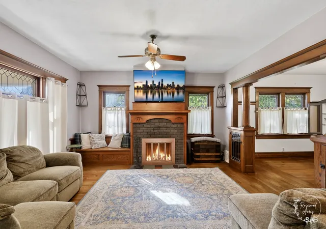 Photo 4 of Single family home for sale at 220 N Maple St, Gilman, IL 60938 | MLS# 12763668 | Listing updated on 2026-10-30