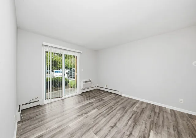 Photo 4 of Condo for sale at 2300 Light Rd #105, Oswego, IL 60543 | MLS# 12763669 | Listing updated on 2026-09-19