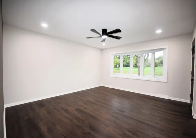 Photo 3 of Single family home for sale at 6918 W 116th Street, Worth, IL 60482 | MLS# 12763683 | Listing updated on 2026-09-24