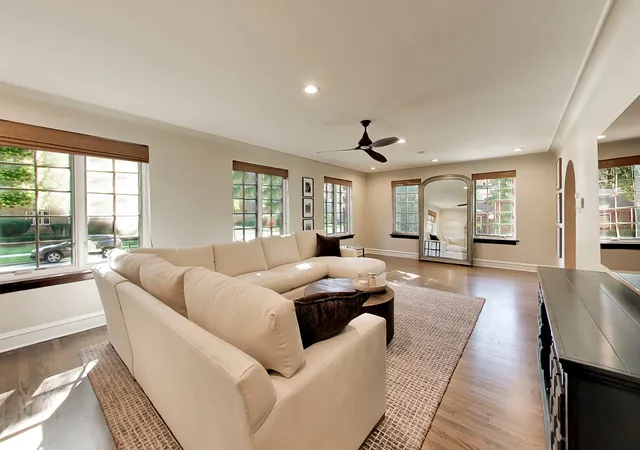 Photo 3 of Single family home for sale at 10456 S Bell Ave, Chicago, IL 60643 | MLS# 12763691 | Listing updated on 2026-09-24
