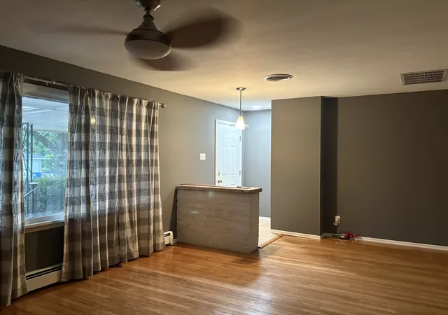 Photo 3 of Single family home for sale at 1302 N 16th Street, Murphysboro, IL 62966 | MLS# 12763711 | Listing updated on 2026-09-23