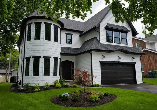 Photo 1 of Single family home for sale at 909 Evergreen Ave, Glen Ellyn, IL 60137 | MLS# 12763722 | Listing updated on 2026-09-24