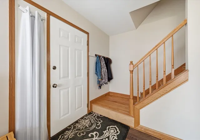 Photo 3 of Condo for sale at 689 Fieldcrest Dr #B, South Elgin, IL 60177 | MLS# 12763777 | Listing updated on 2026-09-21
