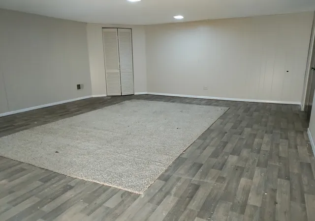 Photo 4 of Townhouse for sale at 2 Cour Lasalle, Palos Hills, IL 60465 | MLS# 12763790 | Listing updated on 2026-09-24
