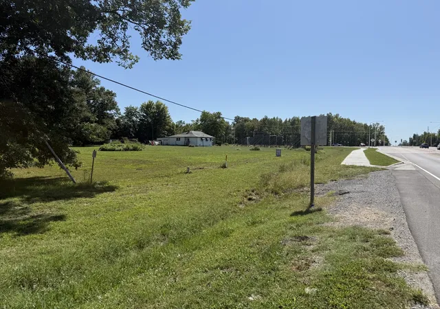 Photo 4 of Land for sale at 7920 Old Route 13, Marion, IL 62959 | MLS# 12763793 | Listing updated on 2026-09-27