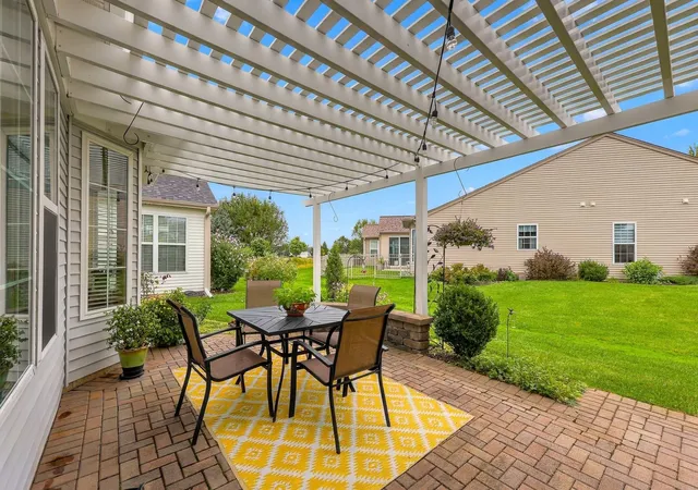 Photo 1 of Single family home for sale at 12211 Russet Ln, Huntley, IL 60142 | MLS# 12763849 | Listing updated on 2026-09-24