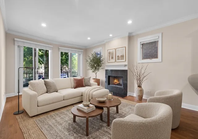 Photo 2 of Condo for sale at 2717 N Southport Ave #1N, Chicago, IL 60614 | MLS# 12763858 | Listing updated on 2026-09-24