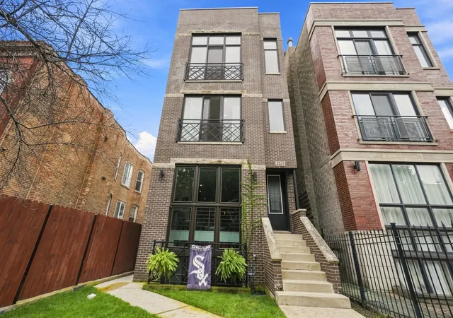 Multi family home for sale at 2521 W Flournoy St, Chicago, IL 60612 | MLS# 12763871