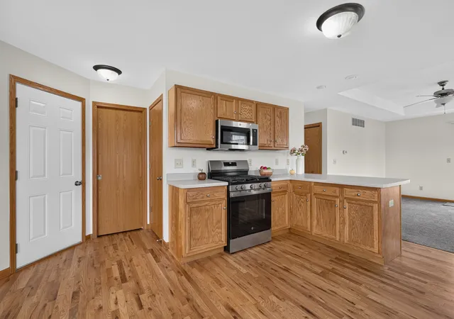 Photo 3 of House for sale at 907 Colorado St, Marseilles, IL 61341 | MLS# 12763881 | Listing updated on 2026-09-22