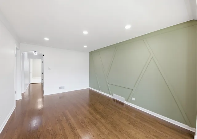 Photo 3 of Single family home for sale at 3531 W 73rd Place, Chicago, IL 60629 | MLS# 12763892 | Listing updated on 2026-09-29