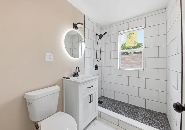 Photo 4 of Single family home for sale at 3531 W 73rd Place, Chicago, IL 60629 | MLS# 12763892 | Listing updated on 2026-09-29