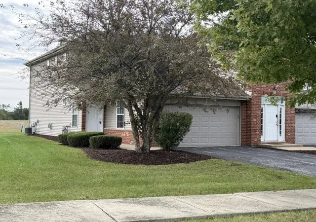 Photo 3 of Townhouse for sale at 443 Autumn Dr, Beecher, IL 60401 | MLS# 12763927 | Listing updated on 2026-10-07