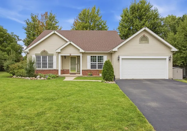 Photo 1 of Single family home for sale at 1266 Amber Ct, Woodstock, IL 60098 | MLS# 12763929 | Listing updated on 2026-09-29