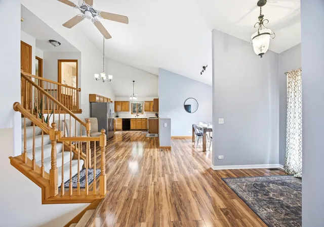 Photo 4 of Single family home for sale at 1266 Amber Ct, Woodstock, IL 60098 | MLS# 12763929 | Listing updated on 2026-09-29