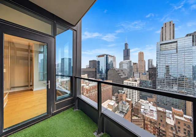 Photo 4 of Condo for sale at 60 E Monroe St #3306, Chicago, IL 60603 | MLS# 12763972 | Listing updated on 2026-09-28