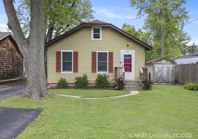 Single family home for sale at 28w634 Malvin Albright St, Warrenville, IL 60555 | MLS# 12763980