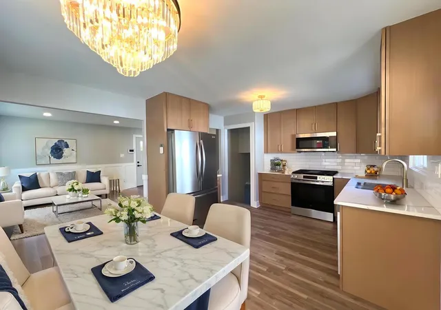 Photo 4 of Single family home for sale at 290 Merrill Ave, Calumet City, IL 60409 | MLS# 12764024 | Listing updated on 2026-09-24