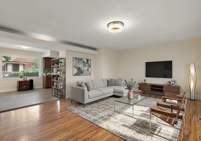 Photo 3 of Single family home for sale at 6756 N Keating Ave, Lincolnwood, IL 60712 | MLS# 12764035 | Listing updated on 2026-10-02