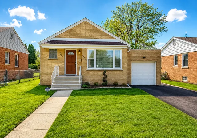 Photo 1 of Single family home for sale at 18462 Gottschalk Ave, Homewood, IL 60430 | MLS# 12764049 | Listing updated on 2026-10-29