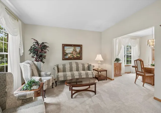 Photo 3 of Single family home for sale at 20 Bridlepath Dr, Lindenhurst, IL 60046 | MLS# 12764072 | Listing updated on 2026-09-24