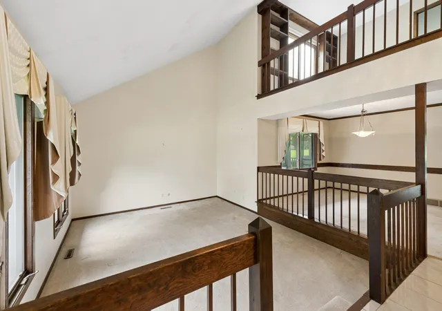 Photo 4 of Single family home for sale at 7239 Great Hl Rd, Crystal Lake, IL 60012 | MLS# 12764099 | Listing updated on 2026-09-25