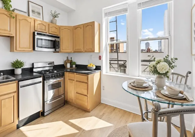 Condo for sale at 231 Grand St #5R, Hoboken, NJ 07030 | MLS# 12764108