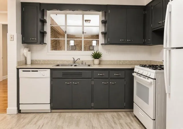 Photo 4 of Single family home for sale at 6185 N Keating Ave, Chicago, IL 60646 | MLS# 12764109 | Listing updated on 2026-09-24