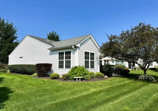 Photo 3 of Single family home for sale at 11892 Ludbury Ridge, Huntley, IL 60142 | MLS# 12764172 | Listing updated on 2026-10-06