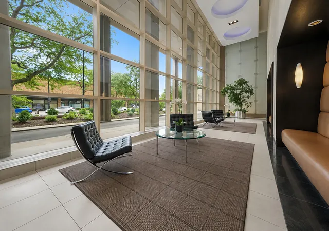 Photo 2 of Condo for sale at 5320 N Sheridan Rd #405, Chicago, IL 60640 | MLS# 12764177 | Listing updated on 2026-09-24
