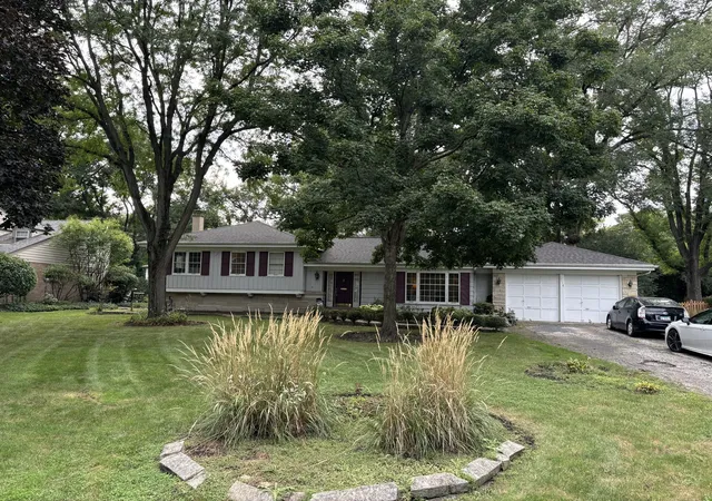 Single family home for sale at 1116 Woodview Rd, Burr Ridge, IL 60527 | MLS# 12764197