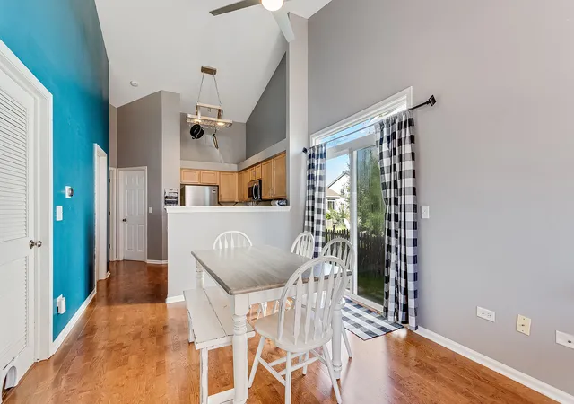 Photo 4 of Townhouse for sale at 1409 Sherborn Ct, Minooka, IL 60447 | MLS# 12764199 | Listing updated on 2026-10-04