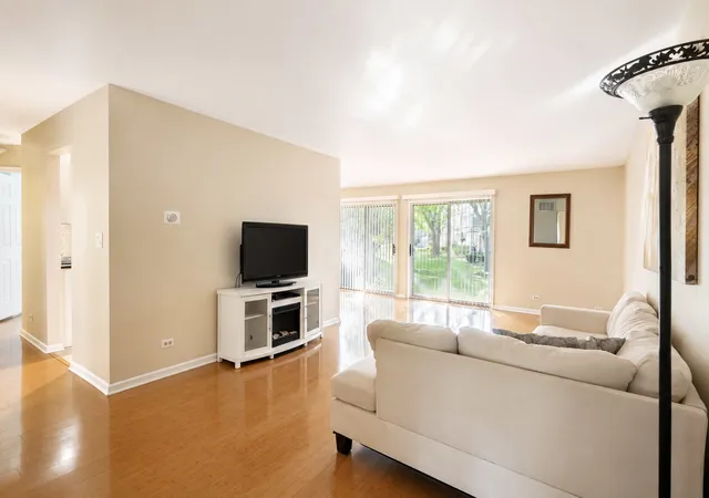 Photo 3 of Townhouse for sale at 1253 Beechwood Ct, Schaumburg, IL 60193 | MLS# 12764204 | Listing updated on 2026-09-24