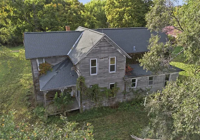 Photo 2 of Sale Pending at 10572 Taylor Rd, Magnolia, IL 61336 | MLS# 12764208 | Listing updated on 2026-10-22