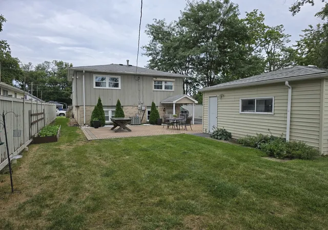 Photo 23 of Single family home for sale at 14802 S Cleveland Ave, Posen, IL 60469 | MLS# 12764223 | Listing updated on 2026-09-25