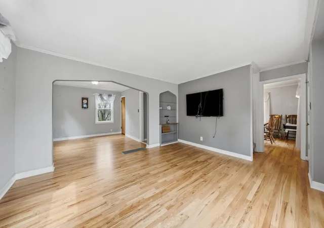 Photo 2 of Single family home for sale at 8818 S Sacramento Ave, Evergreen Park, IL 60805 | MLS# 12764227 | Listing updated on 2026-09-25