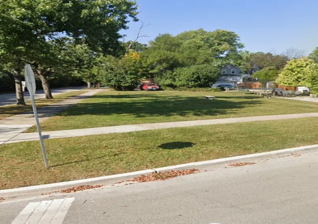 Photo 1 of Land for sale at 3840 Hollywood Ave, Brookfield, IL 60513 | MLS# 12764231 | Listing updated on 2026-10-05