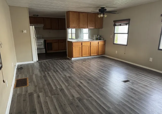 Photo 3 of Manufactured home for sale at 8800 S Harlem Ave #1877, Bridgeview, IL 60455 | MLS# 12764278 | Listing updated on 2026-09-25