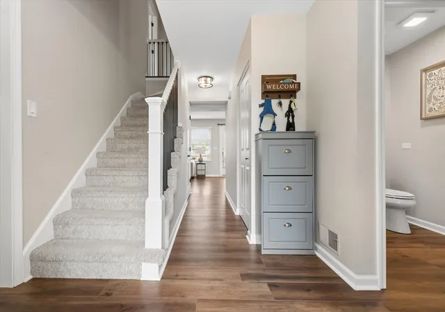 Photo 4 of Single family home for sale at 608 Wainsford Dr, Hoffman Estates, IL 60169 | MLS# 12764317 | Listing updated on 2026-10-07