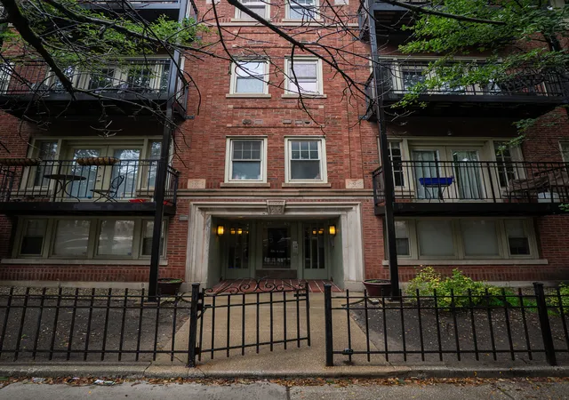 Condo for sale at 4420 N Ashland Ave #2W, Chicago, IL 60640 | MLS# 12764319