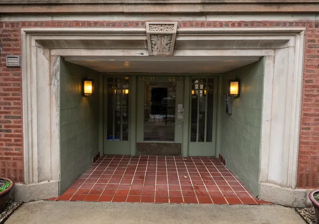 Photo 2 of Condo for sale at 4420 N Ashland Ave #2W, Chicago, IL 60640 | MLS# 12764319 | Listing updated on 2026-09-21