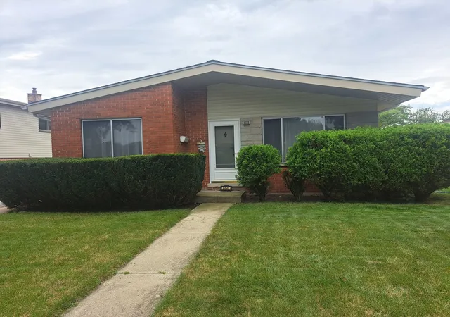 Single family home for sale at 8441 W Madison Dr, Niles, IL 60714 | MLS# 12764324