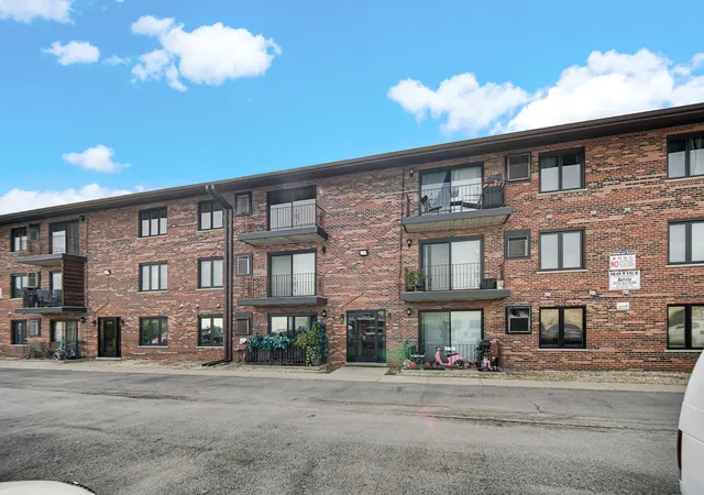 Photo 2 of Condo for sale at 7347 W 79th Place #3C, Bridgeview, IL 60455 | MLS# 12764358 | Listing updated on 2026-09-28