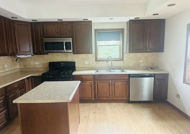 Photo 4 of Single family home for sale at 16w031 91st Street, Burr Ridge, IL 60527 | MLS# 12764364 | Listing updated on 2026-10-04