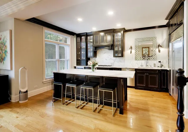 Photo 2 of Townhouse for sale at 1865 Admiral Ct #92, Glenview, IL 60026 | MLS# 12764376 | Listing updated on 2026-09-19