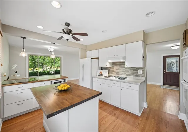 Photo 4 of Single family home for sale at 1746 Richfield Ave, Highland Park, IL 60035 | MLS# 12764382 | Listing updated on 2026-09-27