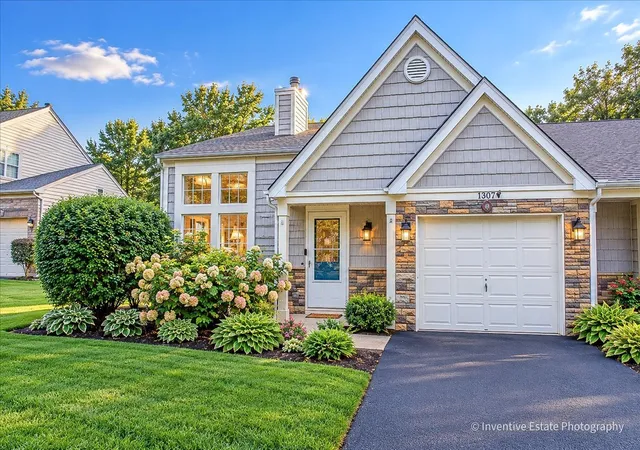 Photo 1 of Townhouse for sale at 1307 Seabury Cir, Carol Stream, IL 60188 | MLS# 12764383 | Listing updated on 2026-09-25