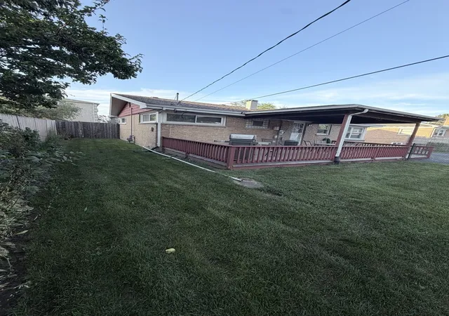 Photo 3 of Single family home for sale at 6635 W 87th Street, Oak Lawn, IL 60453 | MLS# 12764384 | Listing updated on 2026-09-25