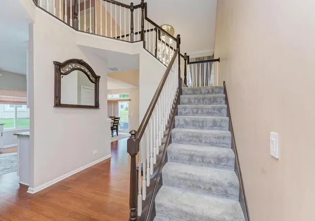 Listing Photo 4 - Condo for sale in building located at 1833 Misty Ridge Ln, Aurora, IL 60503 - Unit #0
